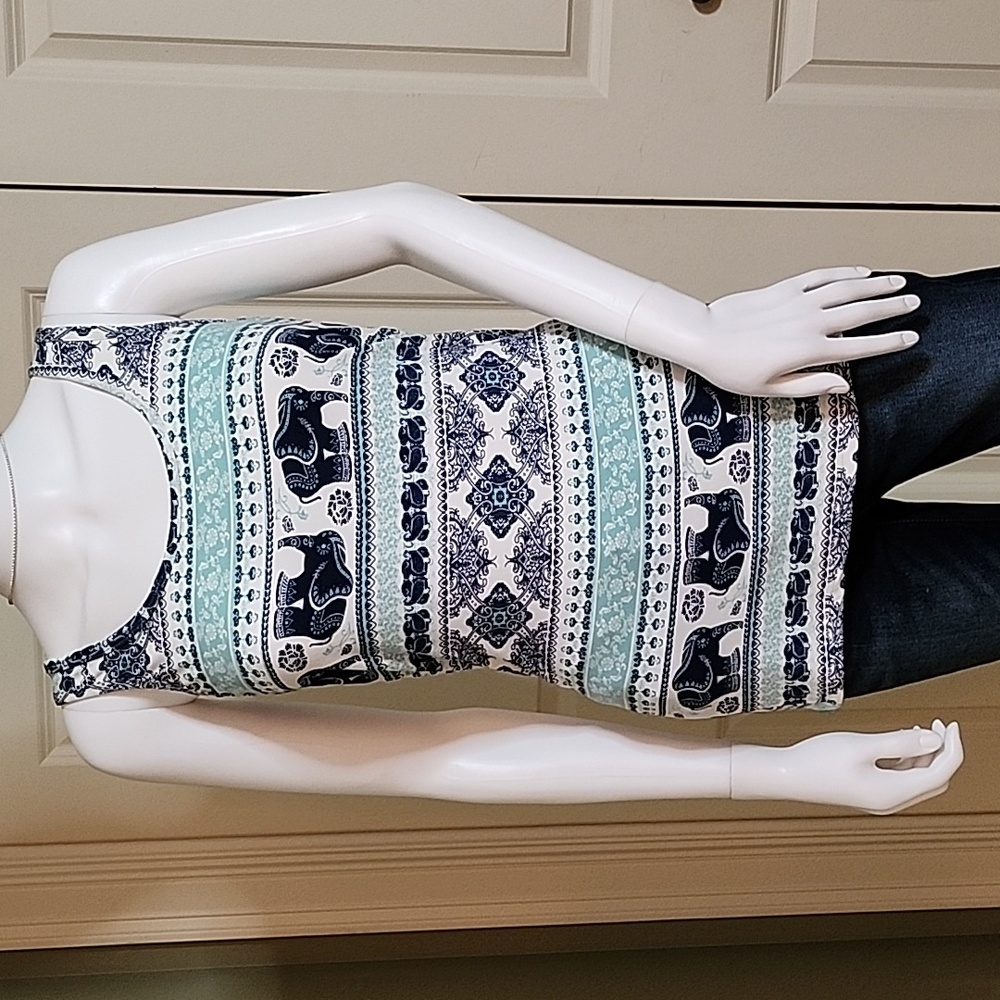 Rue21 'butter soft' Elephant Tank Top (L)